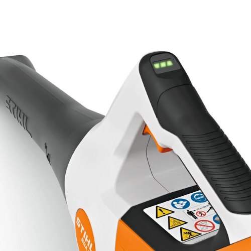 Akku-Laubbläser STIHL BGA 30 – Akku und Ladegerät inklusive